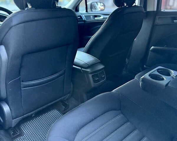 Бежевый Форд Фьюжн, объемом двигателя 2.5 л и пробегом 207 тыс. км за 8599 $, фото 12 на Automoto.ua