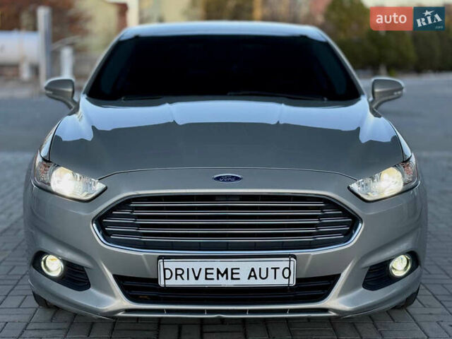 Бежевый Форд Фьюжн, объемом двигателя 2.5 л и пробегом 207 тыс. км за 8599 $, фото 1 на Automoto.ua