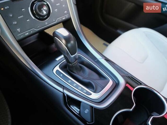 Форд Фьюжн 2014 в Киеве на Automoto.ua Бежевый Форд Фьюжн, объемом двигателя 2 л и пробегом 131 тыс. км за 12000 $, фото 20 на Automoto.ua