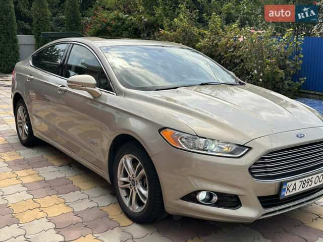 Форд Фьюжн 2015 в Василькове на Automoto.ua Бежевый Форд Фьюжн, объемом двигателя 2 л и пробегом 156 тыс. км за 14200 $, фото 2 на Automoto.ua