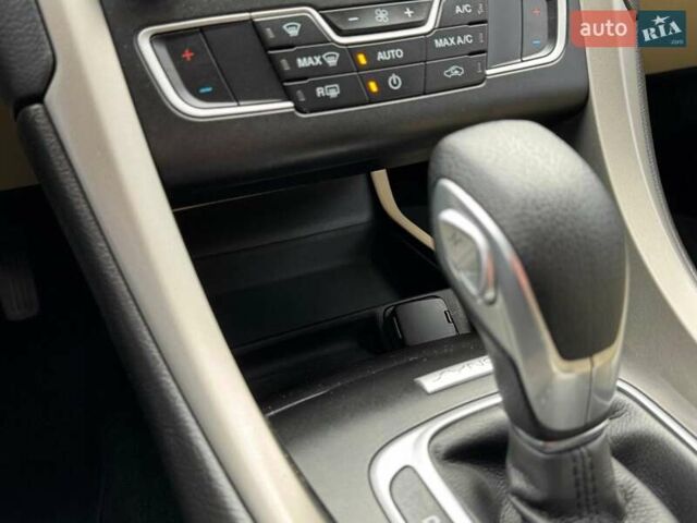 Бежевый Форд Фьюжн, объемом двигателя 2.5 л и пробегом 175 тыс. км за 10290 $, фото 38 на Automoto.ua