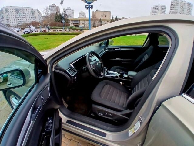 Бежевый Форд Фьюжн, объемом двигателя 2.5 л и пробегом 162 тыс. км за 9500 $, фото 4 на Automoto.ua