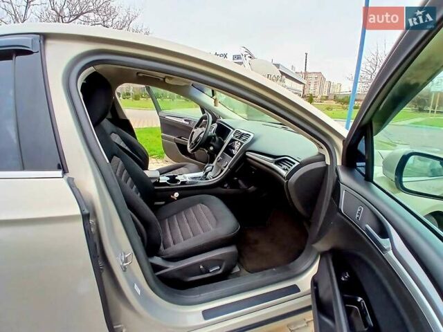 Бежевий Форд Фьюжен, об'ємом двигуна 2.49 л та пробігом 162 тис. км за 9500 $, фото 12 на Automoto.ua