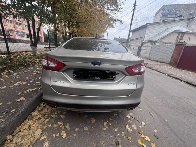 Бежевий Форд Фьюжен, об'ємом двигуна 2 л та пробігом 196 тис. км за 10500 $, фото 1 на Automoto.ua