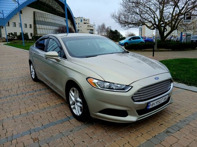 Бежевый Форд Фьюжн, объемом двигателя 2.5 л и пробегом 162 тыс. км за 9500 $, фото 1 на Automoto.ua