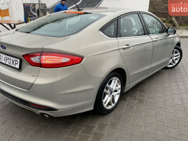Форд Фьюжн 2015 в Белой Церкве на Automoto.ua Бежевый Форд Фьюжн, объемом двигателя 2.5 л и пробегом 155 тыс. км за 9500 $, фото 1 на Automoto.ua