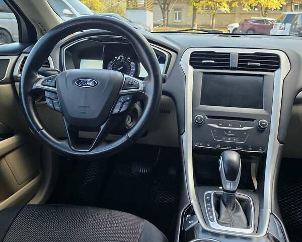 Бежевый Форд Фьюжн, объемом двигателя 2.49 л и пробегом 200 тыс. км за 6700 $, фото 17 на Automoto.ua