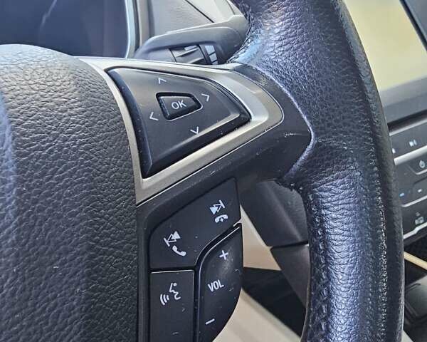 Бежевий Форд Фьюжен, об'ємом двигуна 2.49 л та пробігом 200 тис. км за 6900 $, фото 19 на Automoto.ua