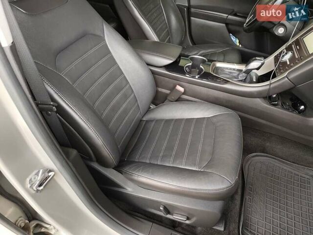 Бежевий Форд Фьюжен, об'ємом двигуна 2 л та пробігом 210 тис. км за 12700 $, фото 17 на Automoto.ua