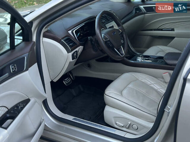 Бежевый Форд Фьюжн, объемом двигателя 2 л и пробегом 144 тыс. км за 13300 $, фото 41 на Automoto.ua