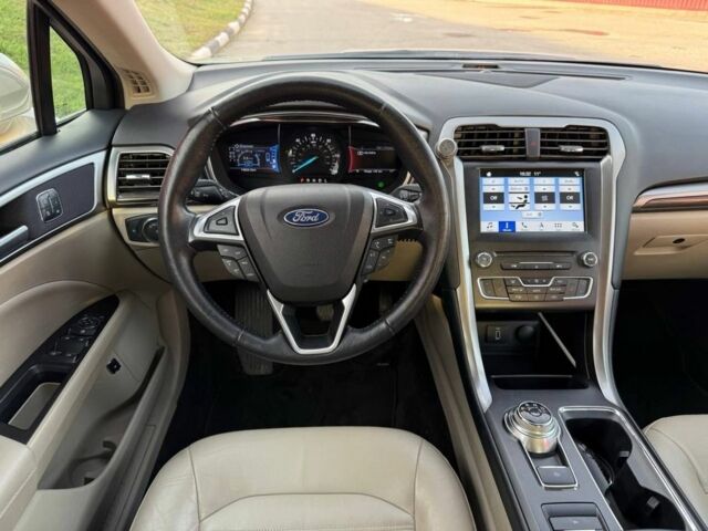 Бежевый Форд Фьюжн, объемом двигателя 2 л и пробегом 74 тыс. км за 15900 $, фото 12 на Automoto.ua