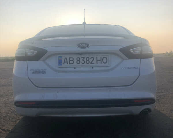 Бежевый Форд Фьюжн, объемом двигателя 2 л и пробегом 121 тыс. км за 14000 $, фото 5 на Automoto.ua