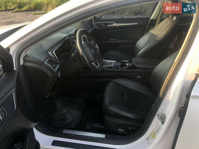 Бежевый Форд Фьюжн, объемом двигателя 2 л и пробегом 121 тыс. км за 14000 $, фото 8 на Automoto.ua