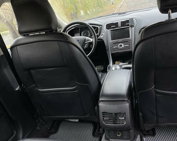 Бежевий Форд Фьюжен, об'ємом двигуна 2 л та пробігом 173 тис. км за 13900 $, фото 12 на Automoto.ua