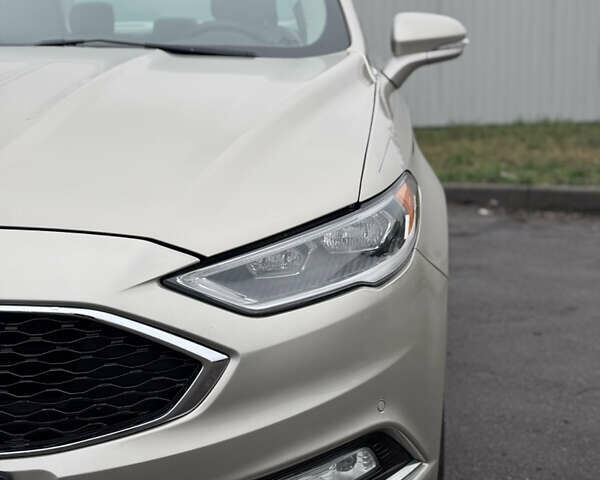 Бежевый Форд Фьюжн, объемом двигателя 2 л и пробегом 144 тыс. км за 13200 $, фото 8 на Automoto.ua