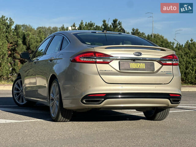 Бежевый Форд Фьюжн, объемом двигателя 2 л и пробегом 144 тыс. км за 13300 $, фото 24 на Automoto.ua