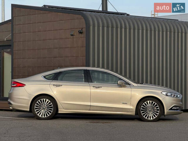 Бежевый Форд Фьюжн, объемом двигателя 2 л и пробегом 74 тыс. км за 15900 $, фото 8 на Automoto.ua