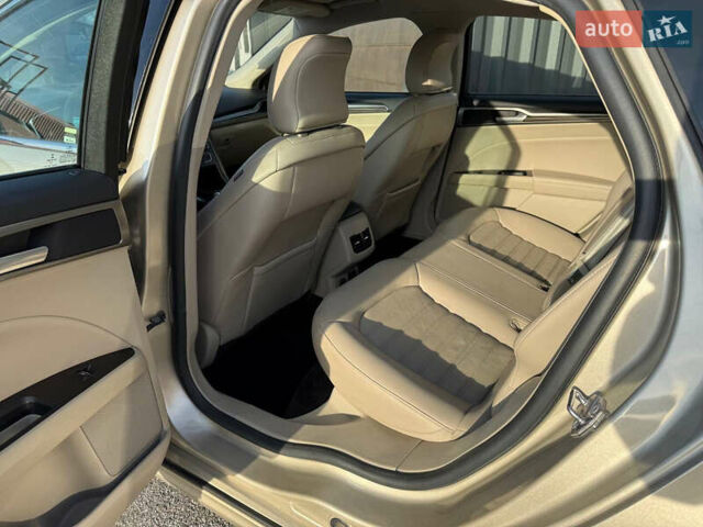 Бежевый Форд Фьюжн, объемом двигателя 2 л и пробегом 74 тыс. км за 15900 $, фото 36 на Automoto.ua