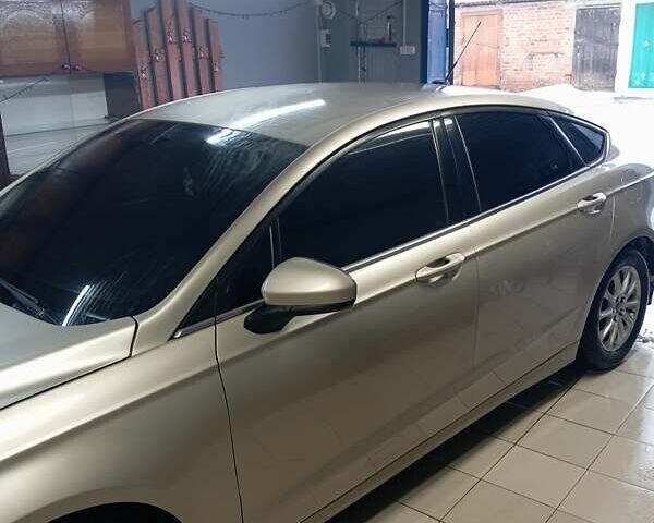 Бежевый Форд Фьюжн, объемом двигателя 2.5 л и пробегом 189 тыс. км за 12500 $, фото 3 на Automoto.ua