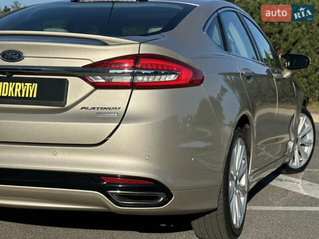 Бежевый Форд Фьюжн, объемом двигателя 2 л и пробегом 144 тыс. км за 13300 $, фото 19 на Automoto.ua