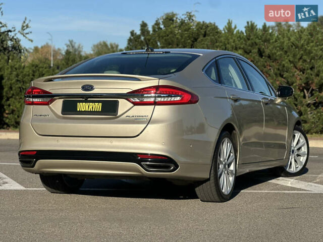 Бежевый Форд Фьюжн, объемом двигателя 2 л и пробегом 144 тыс. км за 13300 $, фото 21 на Automoto.ua