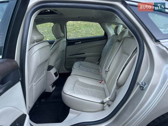 Бежевый Форд Фьюжн, объемом двигателя 2 л и пробегом 144 тыс. км за 13300 $, фото 44 на Automoto.ua