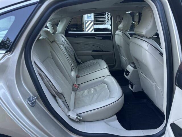 Бежевый Форд Фьюжн, объемом двигателя 2 л и пробегом 144 тыс. км за 12500 $, фото 21 на Automoto.ua