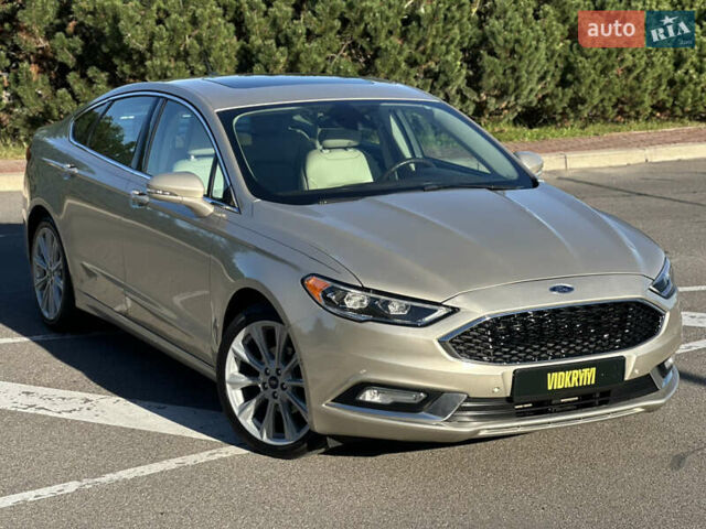 Бежевый Форд Фьюжн, объемом двигателя 2 л и пробегом 144 тыс. км за 13300 $, фото 6 на Automoto.ua