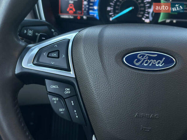 Бежевый Форд Фьюжн, объемом двигателя 2 л и пробегом 144 тыс. км за 13300 $, фото 37 на Automoto.ua