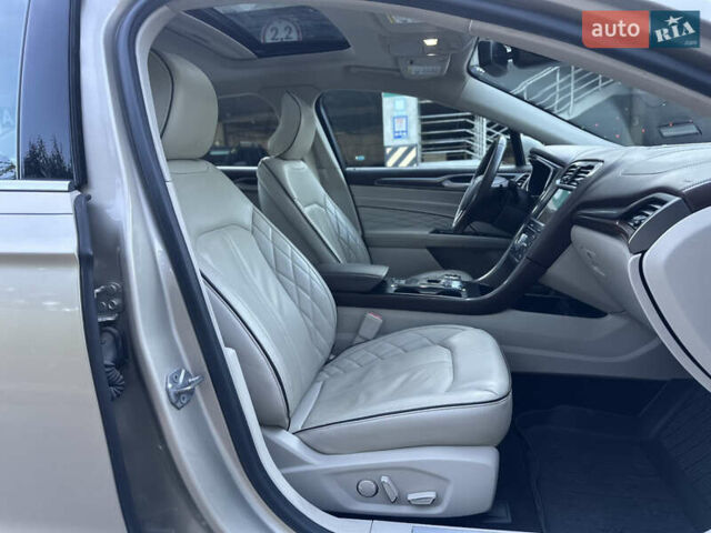 Бежевый Форд Фьюжн, объемом двигателя 2 л и пробегом 144 тыс. км за 13300 $, фото 51 на Automoto.ua