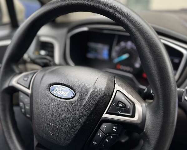 Бежевый Форд Фьюжн, объемом двигателя 2.49 л и пробегом 64 тыс. км за 11700 $, фото 10 на Automoto.ua