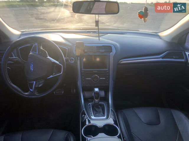 Бежевый Форд Фьюжн, объемом двигателя 2 л и пробегом 121 тыс. км за 14000 $, фото 7 на Automoto.ua