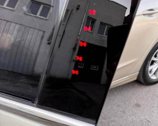 Бежевый Форд Фьюжн, объемом двигателя 2.5 л и пробегом 150 тыс. км за 11000 $, фото 16 на Automoto.ua