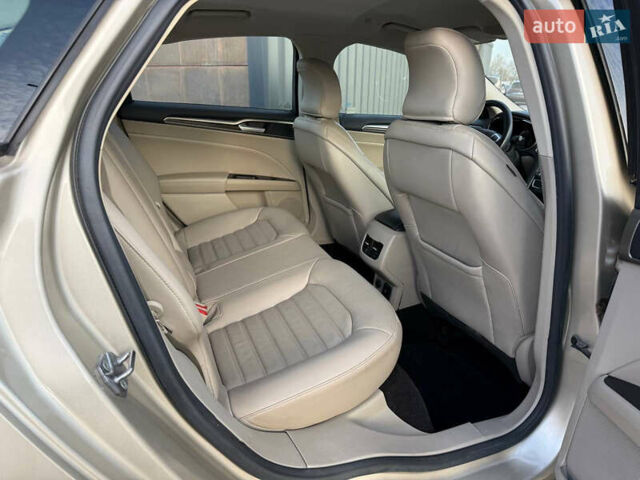 Бежевый Форд Фьюжн, объемом двигателя 2 л и пробегом 74 тыс. км за 15900 $, фото 41 на Automoto.ua