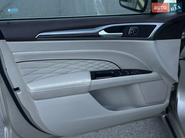 Бежевый Форд Фьюжн, объемом двигателя 2 л и пробегом 144 тыс. км за 13300 $, фото 40 на Automoto.ua