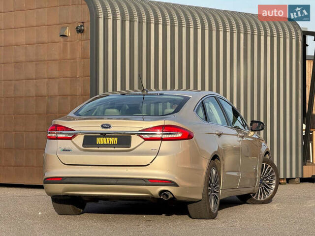 Бежевый Форд Фьюжн, объемом двигателя 2 л и пробегом 74 тыс. км за 15900 $, фото 20 на Automoto.ua