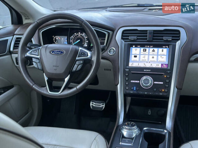 Бежевый Форд Фьюжн, объемом двигателя 2 л и пробегом 144 тыс. км за 13300 $, фото 25 на Automoto.ua