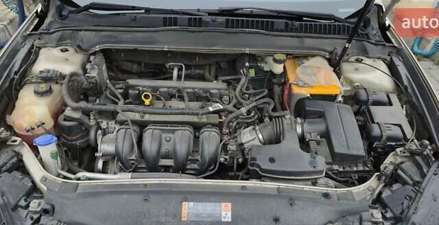 Бежевый Форд Фьюжн, объемом двигателя 2.49 л и пробегом 64 тыс. км за 11700 $, фото 5 на Automoto.ua