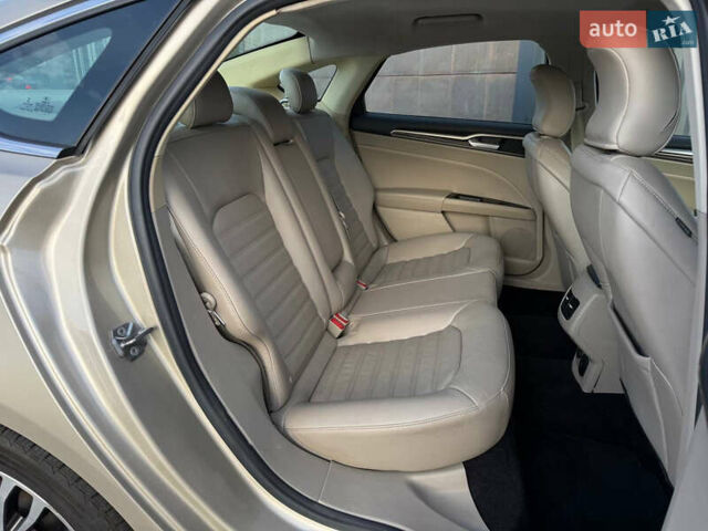 Бежевый Форд Фьюжн, объемом двигателя 2 л и пробегом 74 тыс. км за 15900 $, фото 42 на Automoto.ua