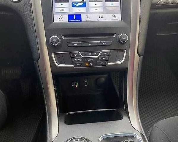 Форд Фьюжн 2017 в Кривом Роге на Automoto.ua Бежевый Форд Фьюжн, объемом двигателя 2.5 л и пробегом 169 тыс. км за 12000 $, фото 14 на Automoto.ua