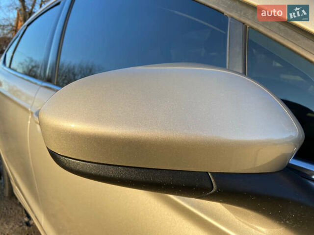 Бежевый Форд Фьюжн, объемом двигателя 2.5 л и пробегом 104 тыс. км за 14500 $, фото 19 на Automoto.ua