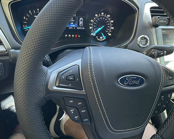 Бежевый Форд Фьюжн, объемом двигателя 2.5 л и пробегом 104 тыс. км за 14500 $, фото 87 на Automoto.ua