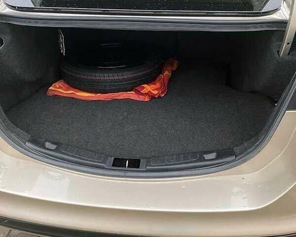 Форд Фьюжн 2017 в Кривом Роге на Automoto.ua Бежевый Форд Фьюжн, объемом двигателя 2.5 л и пробегом 169 тыс. км за 12000 $, фото 15 на Automoto.ua