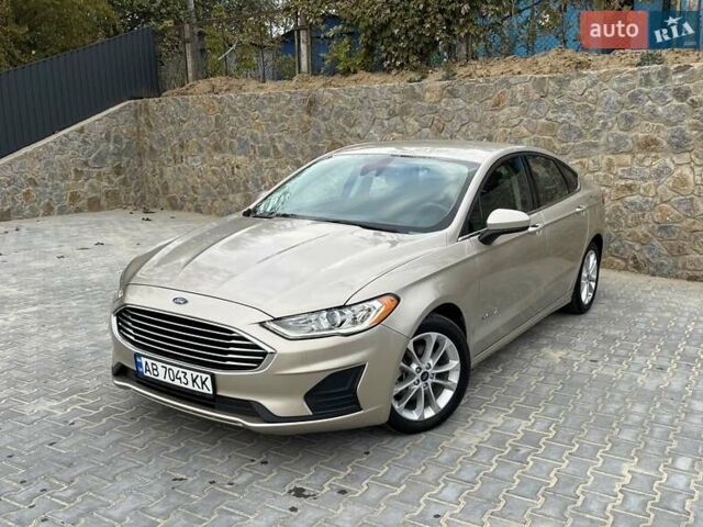 Бежевий Форд Фьюжен, об'ємом двигуна 2 л та пробігом 89 тис. км за 15900 $, фото 4 на Automoto.ua