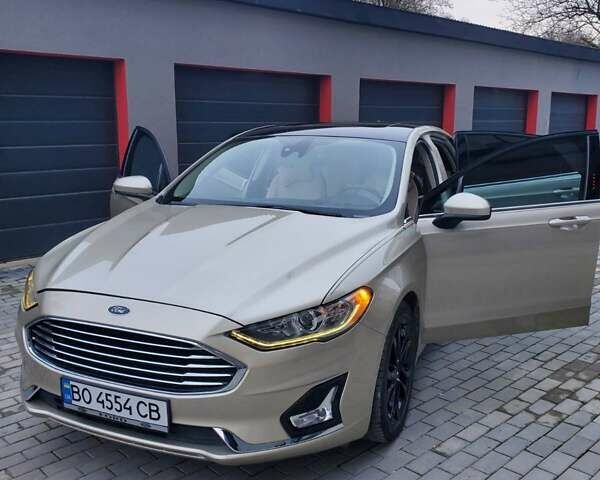 Бежевый Форд Фьюжн, объемом двигателя 1.5 л и пробегом 68 тыс. км за 14500 $, фото 5 на Automoto.ua