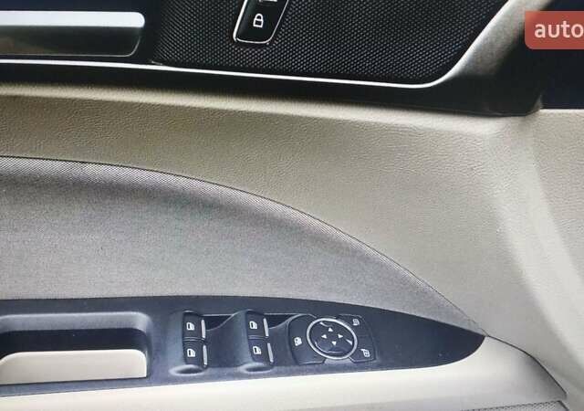 Бежевий Форд Фьюжен, об'ємом двигуна 2 л та пробігом 86 тис. км за 16900 $, фото 18 на Automoto.ua