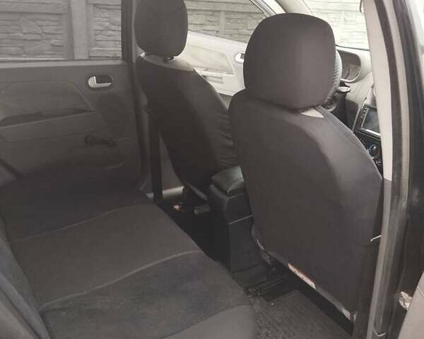 Форд Фьюжн 2003 в Киеве на Automoto.ua Черный Форд Фьюжн, объемом двигателя 1.4 л и пробегом 310 тыс. км за 3000 $, фото 11 на Automoto.ua