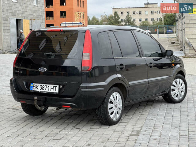 Чорний Форд Фьюжен, об'ємом двигуна 1.4 л та пробігом 175 тис. км за 3600 $, фото 3 на Automoto.ua