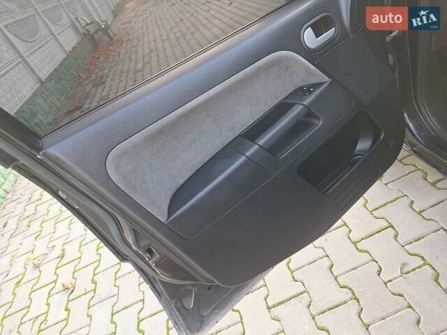Чорний Форд Фьюжен, об'ємом двигуна 1.6 л та пробігом 255 тис. км за 2900 $, фото 35 на Automoto.ua