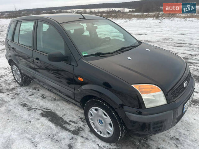 Чорний Форд Фьюжен, об'ємом двигуна 1.39 л та пробігом 237 тис. км за 4200 $, фото 1 на Automoto.ua